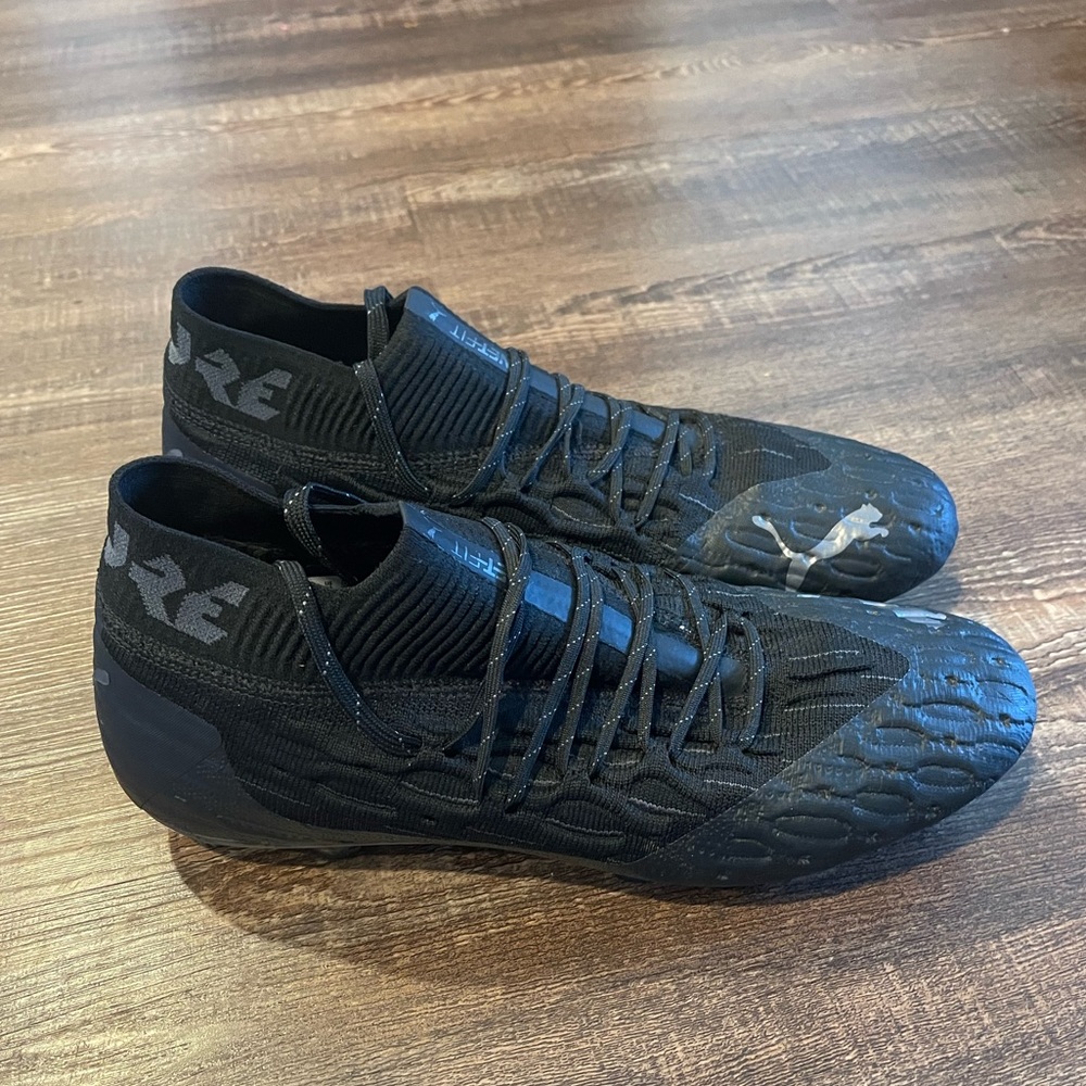 NWOT Puma Soccer Cleats (FG/AG)